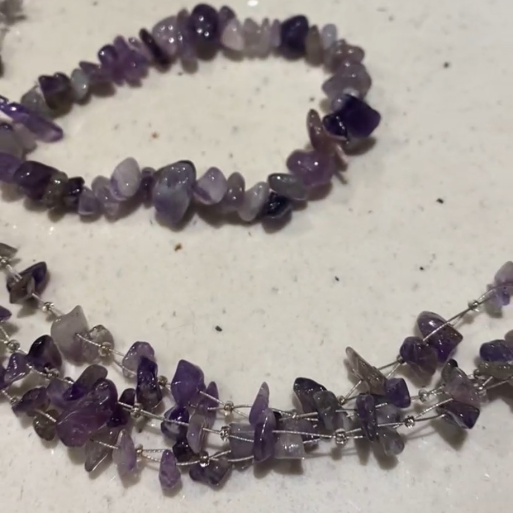 Elegant amethyst multi strand Gemstone Necklace & bracelet - Picture 3 of 7